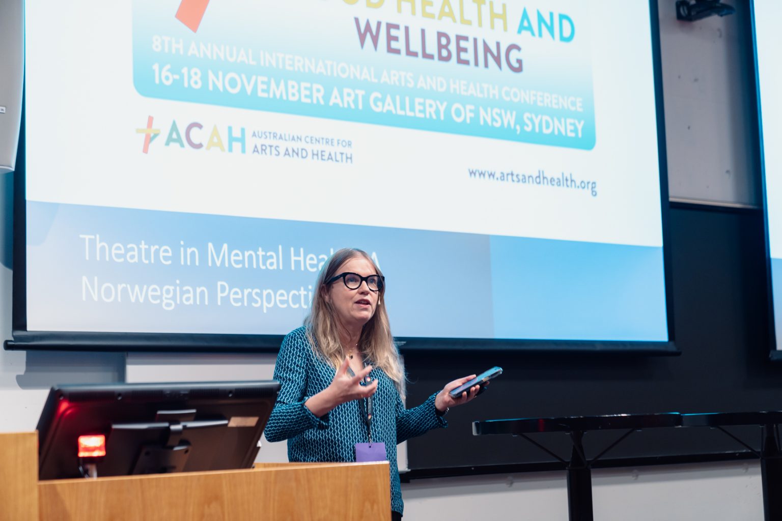 Wenche Torrissen deltok på jubileumsseminaret og fortalte om teaterets betydning inn i helse. Foto: Christian Trustrup, TA-Kreativ.